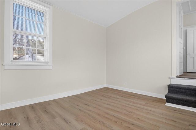 769 4th Avenue, Troy, NY 12182