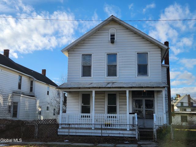 769 4th Avenue, Troy, NY 12182