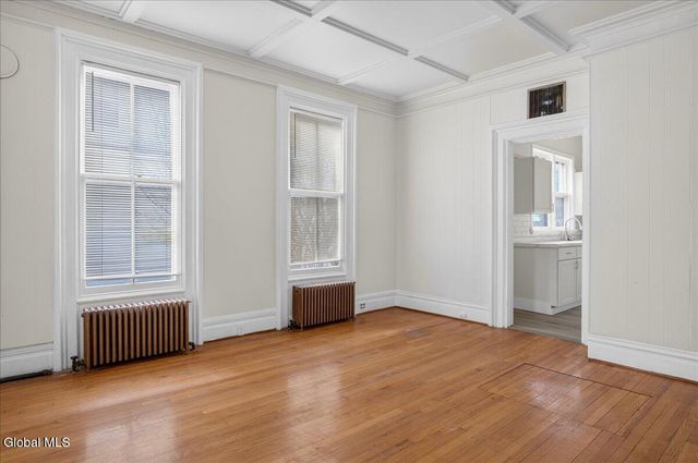 769 4th Avenue, Troy, NY 12182