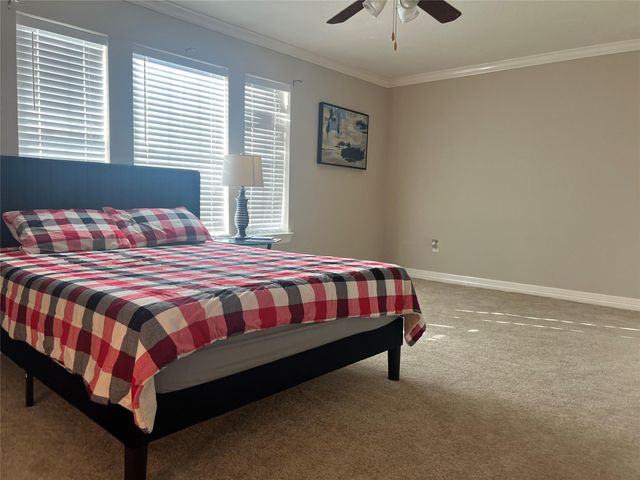 10902 Seneca Street, Houston, TX 77016