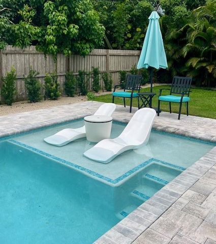 2572 JEFFERSON CIRCLE, Sarasota, FL 34239