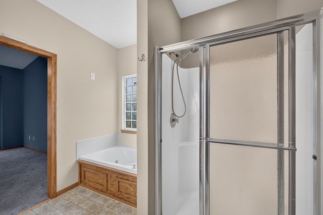 620 S Stoneridge, Valley Center, KS 67147