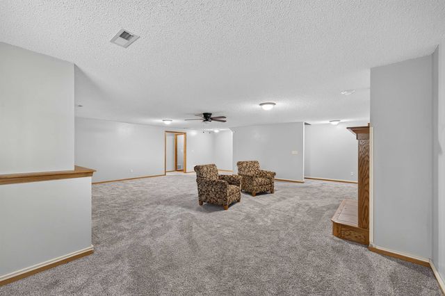620 S Stoneridge, Valley Center, KS 67147