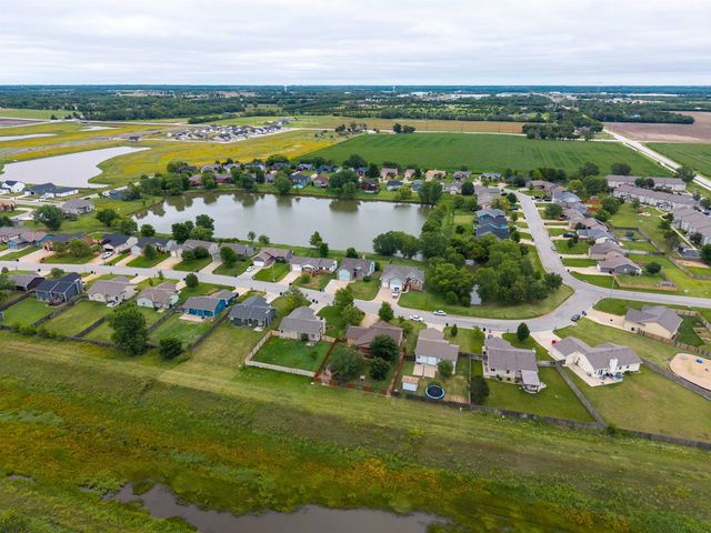 620 S Stoneridge, Valley Center, KS 67147