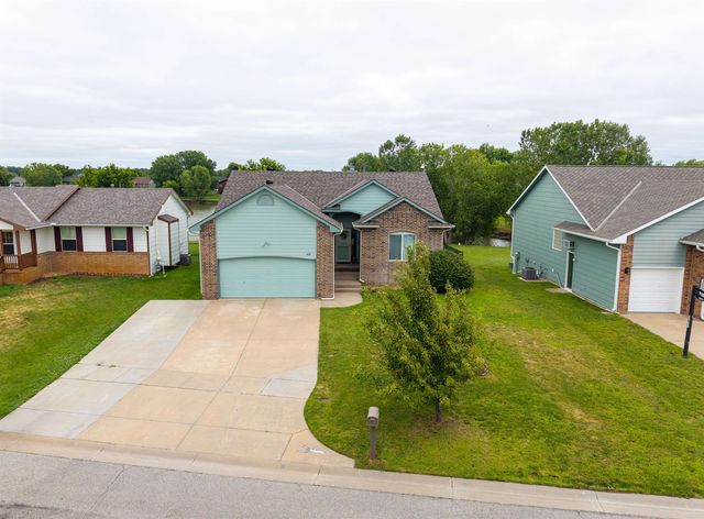 620 S Stoneridge, Valley Center, KS 67147
