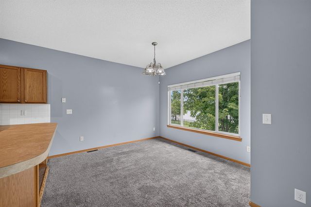 620 S Stoneridge, Valley Center, KS 67147