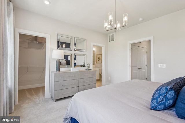 236 CHIANTI TER SE, Leesburg, VA 20175