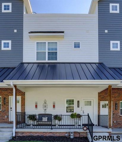 1903 S 7th Street, Omaha, NE 68108