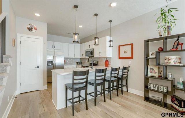 1903 S 7th Street, Omaha, NE 68108