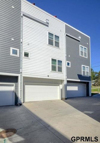 1903 S 7th Street, Omaha, NE 68108