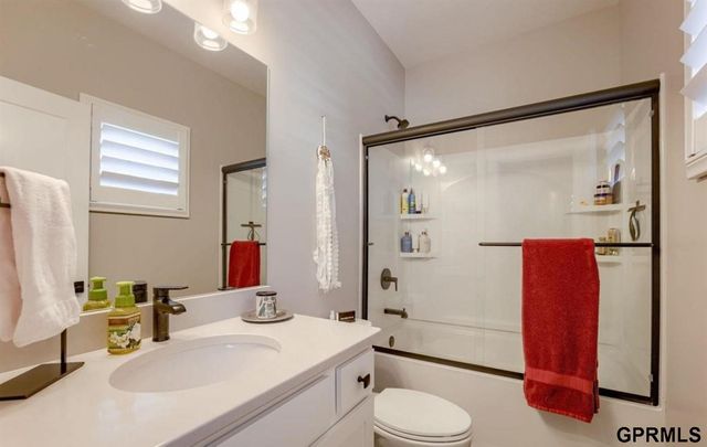 1903 S 7th Street, Omaha, NE 68108