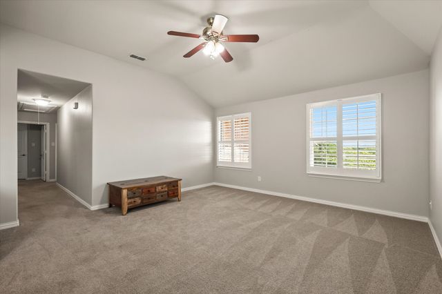 1104 Bentley Drive, Roanoke, TX 76262
