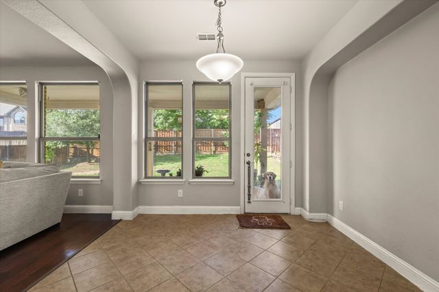 1104 Bentley Drive, Roanoke, TX 76262
