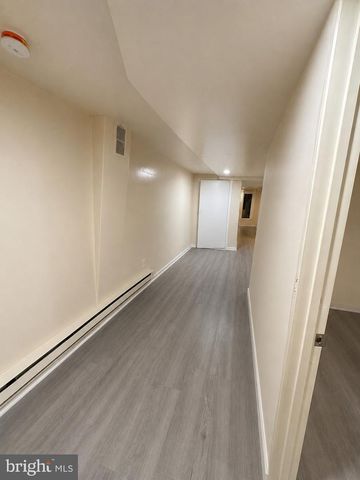 3910 N MARSHALL ST, Philadelphia, PA 19140