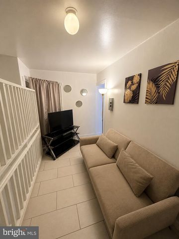3910 N MARSHALL ST, Philadelphia, PA 19140