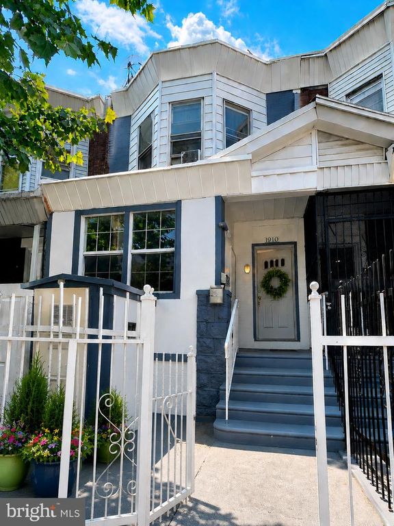 3910 N MARSHALL ST, Philadelphia, PA 19140