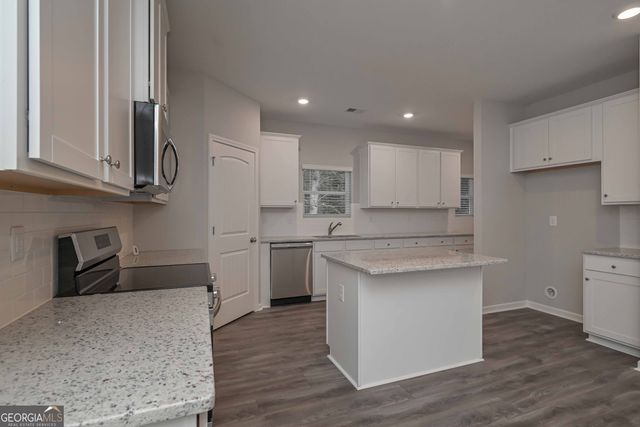 509 Charleston Place, Villa Rica, GA 30180