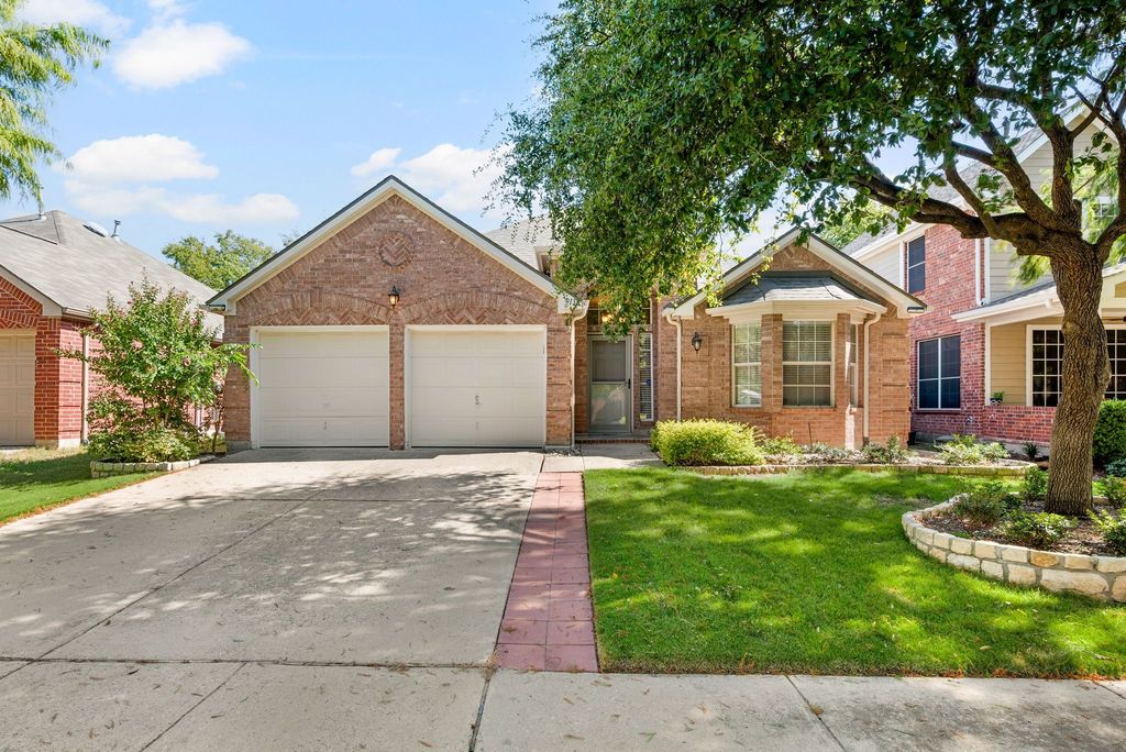 9132 Farmer Drive, Fort Worth, TX 76244