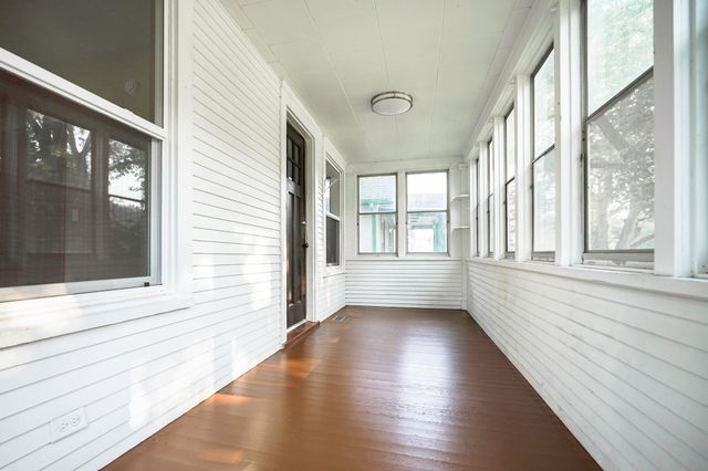 1553 N BROADWAY, Council Bluffs, IA 51503