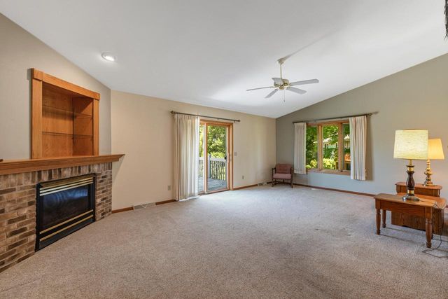 2924 Valley AVENUE, West Bend, WI 53095