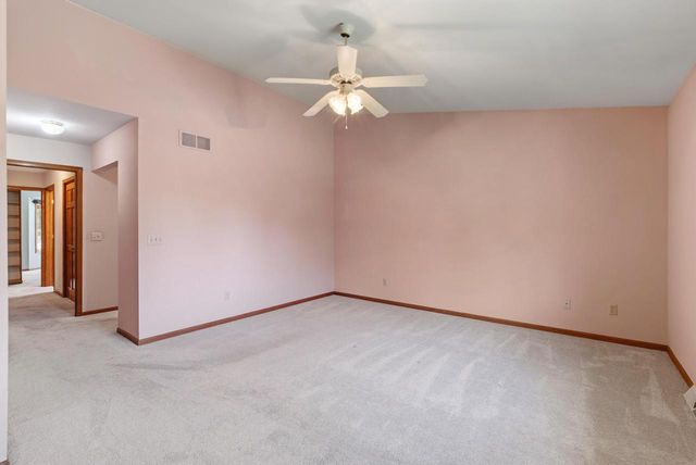 2924 Valley AVENUE, West Bend, WI 53095