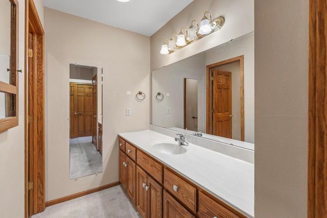 2924 Valley AVENUE, West Bend, WI 53095