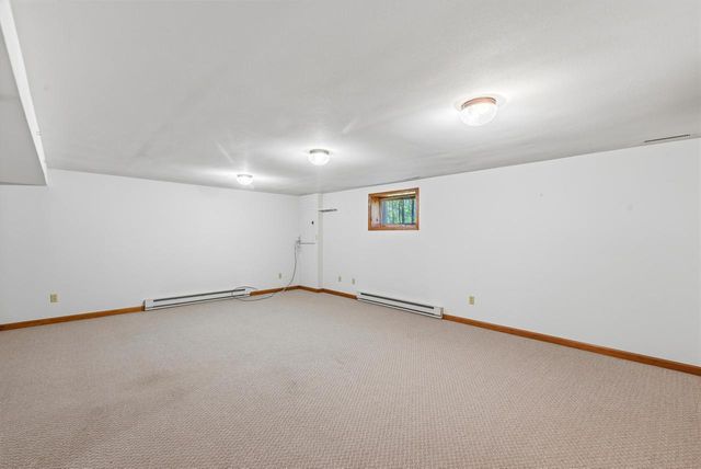 2924 Valley AVENUE, West Bend, WI 53095