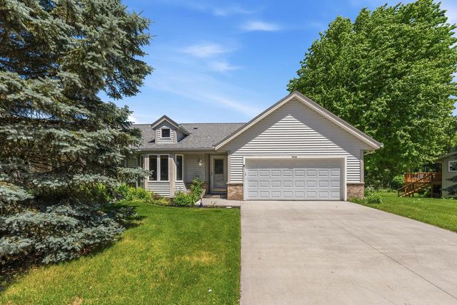 2924 Valley AVENUE, West Bend, WI 53095