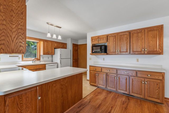 2924 Valley AVENUE, West Bend, WI 53095