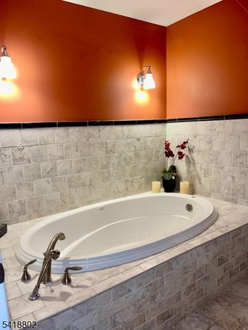 94 Bennington Pkwy, Franklin Twp., NJ 08823