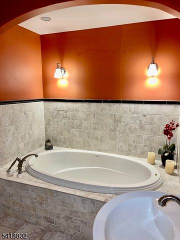 94 Bennington Pkwy, Franklin Twp., NJ 08823