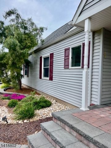 94 Bennington Pkwy, Franklin Twp., NJ 08823