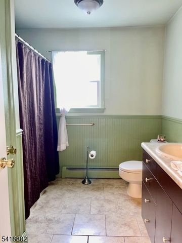 94 Bennington Pkwy, Franklin Twp., NJ 08823