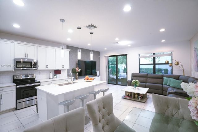10111 Akenside Drive, Boca Raton, FL 33428