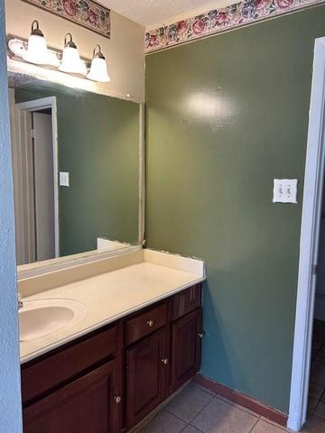 9507 Wellsworth Drive, Houston, TX 77083