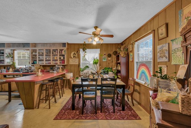 5881 Burgess Falls Rd, Sparta, TN 38583
