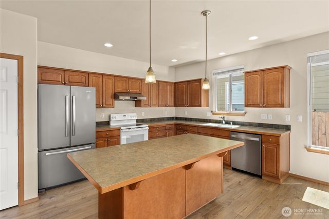 417 Nine Bark Street NW, Olympia, WA 98502