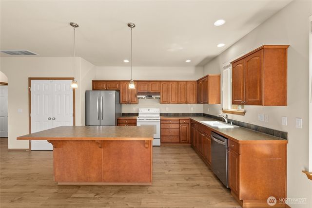 417 Nine Bark Street NW, Olympia, WA 98502