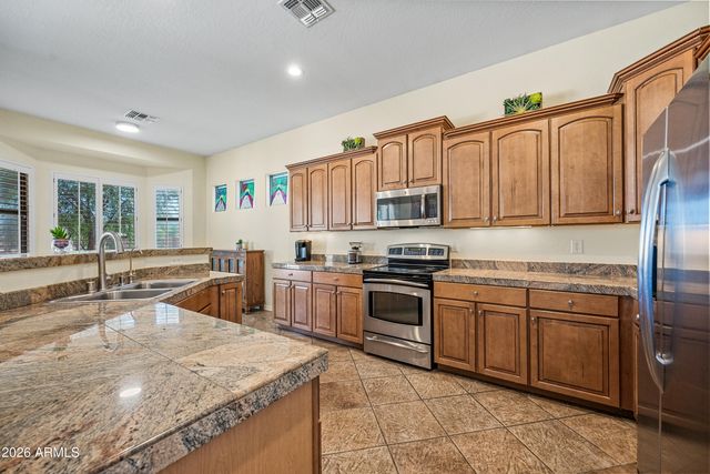 5637 W Carson Road, Laveen, AZ 85339