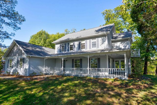 360 W Evergreen Plaza S, Santa Claus, IN 47579