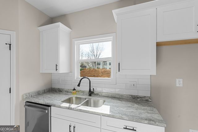 236 Beau Claire Circle, Byron, GA 31008