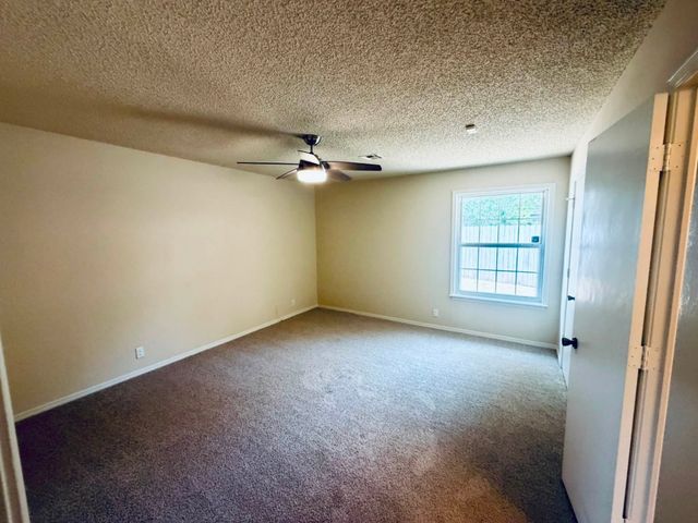 1527 E 76th Street, Tulsa, OK 74136