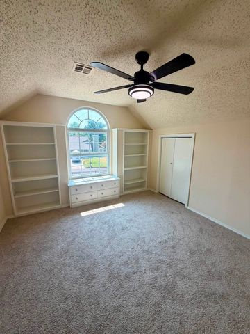 1527 E 76th Street, Tulsa, OK 74136