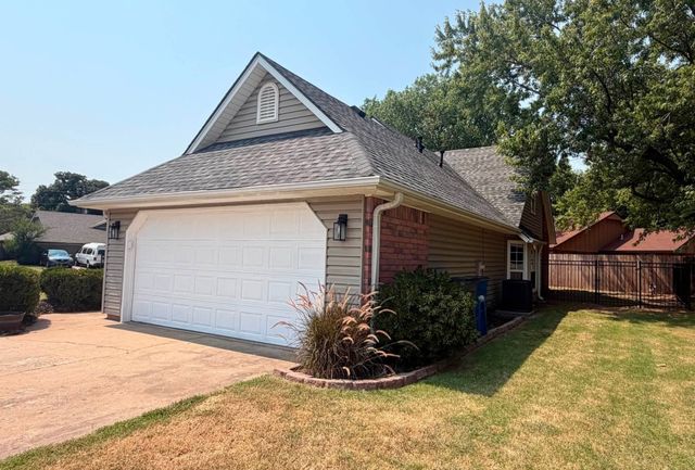 1527 E 76th Street, Tulsa, OK 74136