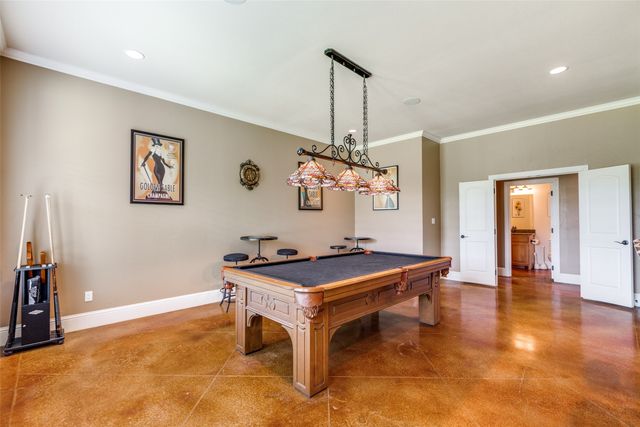 643 County Road 2255, Telephone, TX 75488