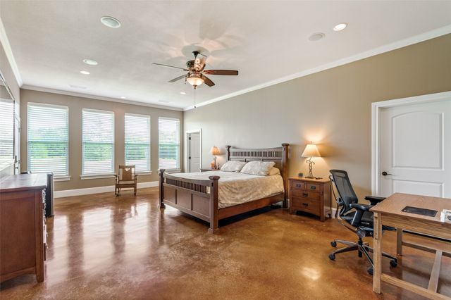 643 County Road 2255, Telephone, TX 75488