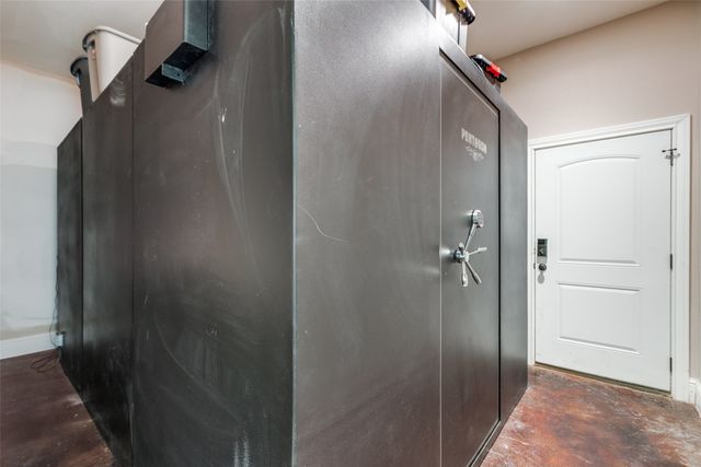 643 County Road 2255, Telephone, TX 75488