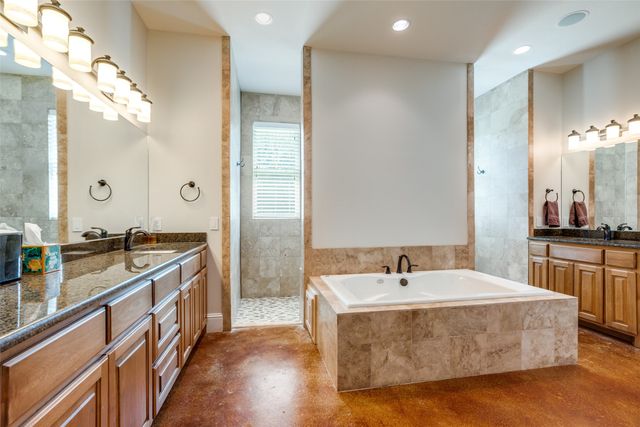 643 County Road 2255, Telephone, TX 75488