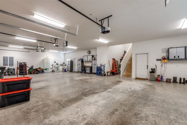 643 County Road 2255, Telephone, TX 75488