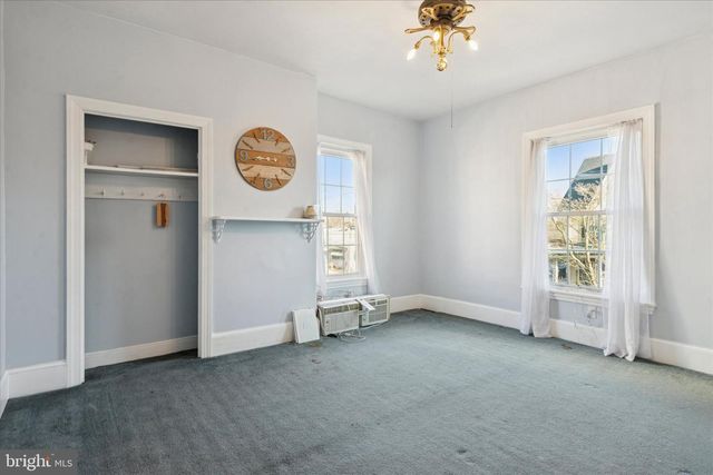 120 N MAIN ST, Saint Georges, DE 19733